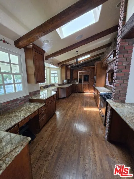 22814 Dolorosa Street Woodland Hills, CA 91367