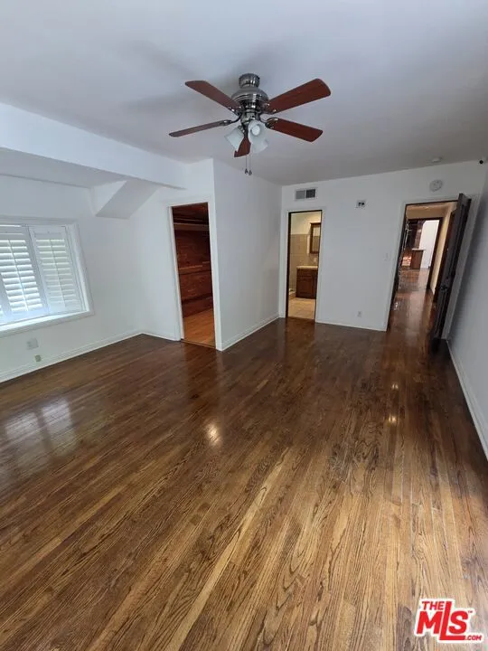 22814 Dolorosa Street Woodland Hills, CA 91367