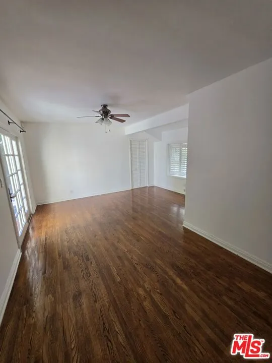 22814 Dolorosa Street Woodland Hills, CA 91367