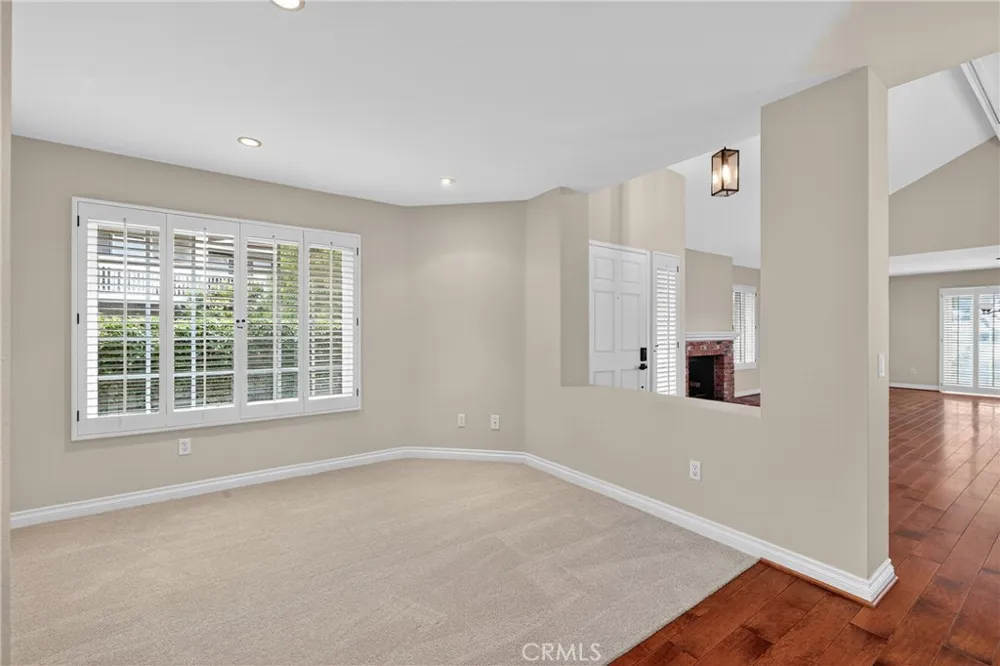 26 Lakeshore Irvine, CA 92604