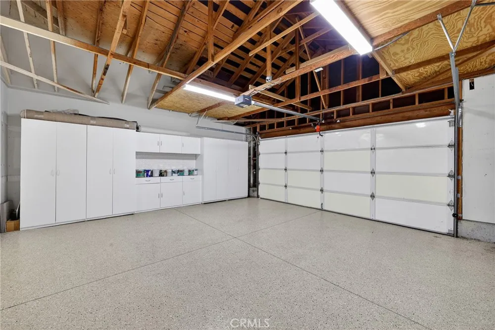26 Lakeshore Irvine, CA 92604