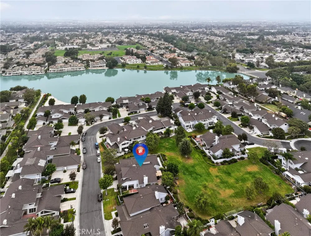 26 Lakeshore Irvine, CA 92604