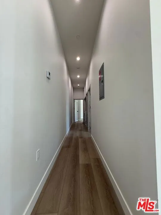 15832 Blackhawk Street Los Angeles, CA 91344