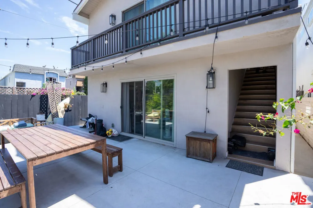 40 30th Avenue Venice, CA 90291