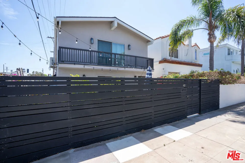 40 30th Avenue Venice, CA 90291