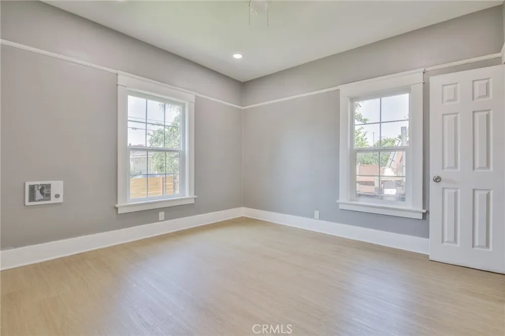 1471 E 41st Los Angeles, CA 90011