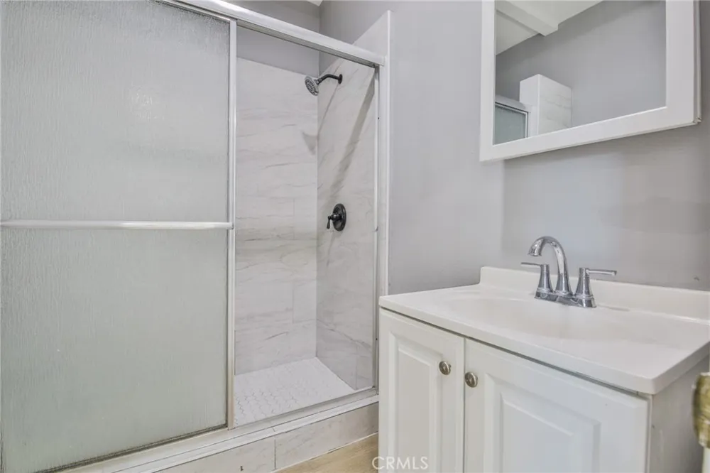 1471 E 41st Los Angeles, CA 90011