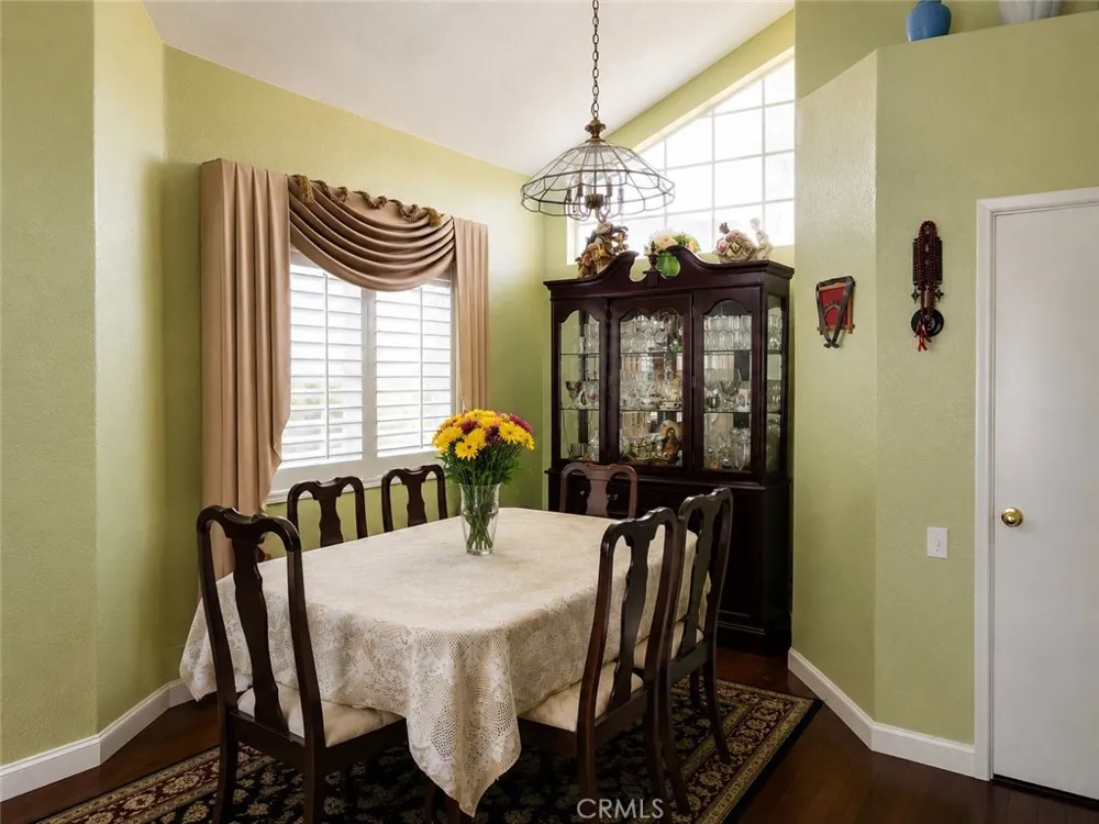 7814 Aberdeen Lane Highland, CA 92346