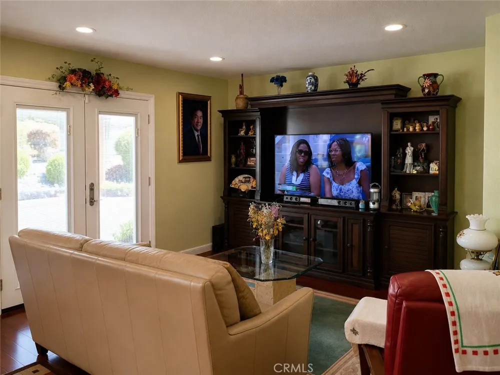 7814 Aberdeen Lane Highland, CA 92346