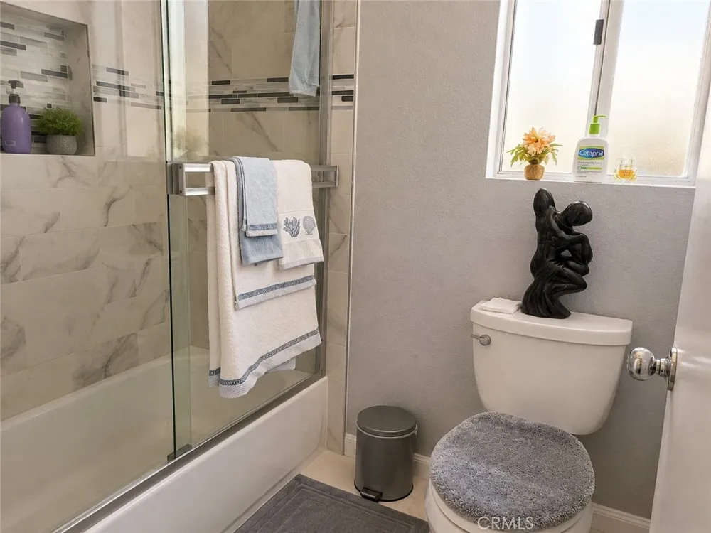 7814 Aberdeen Lane Highland, CA 92346