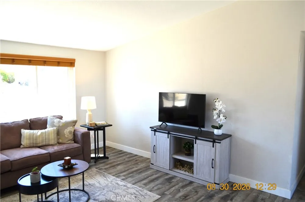 3142 Hermosa Pinon Hills, CA 92372
