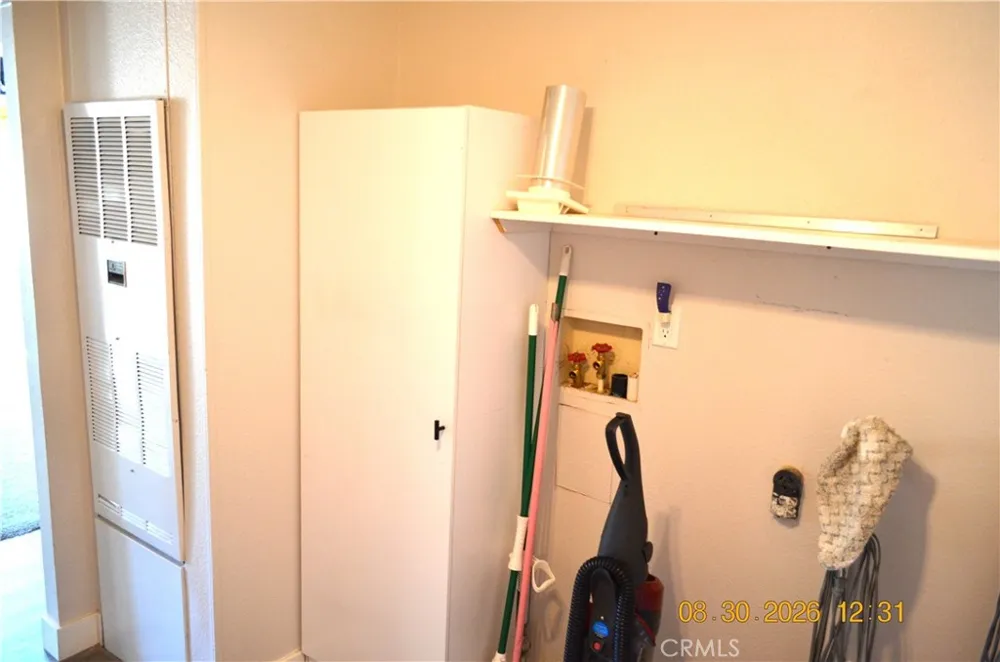 3142 Hermosa Pinon Hills, CA 92372