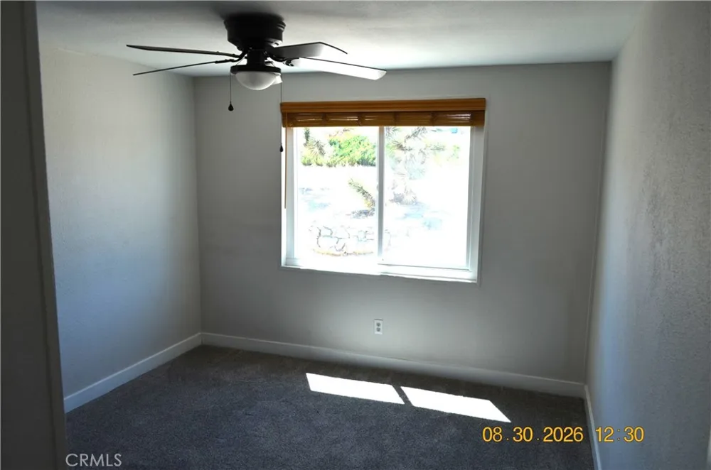 3142 Hermosa Pinon Hills, CA 92372