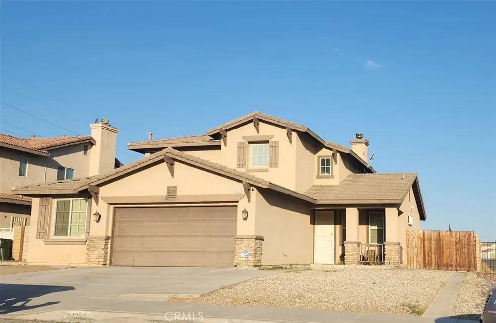 14922 Dragon Tree Adelanto, CA 92301