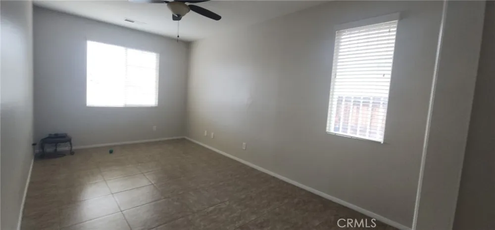 14922 Dragon Tree Adelanto, CA 92301