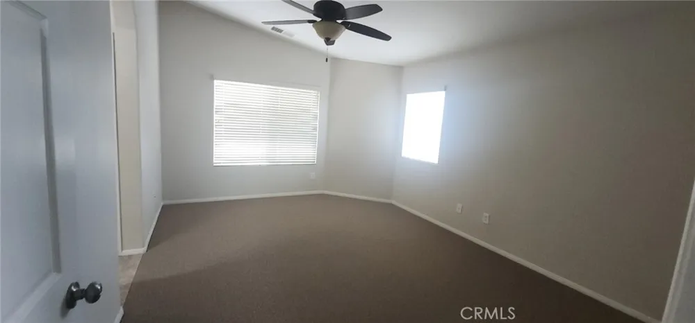 14922 Dragon Tree Adelanto, CA 92301