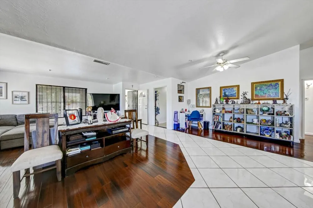 2815 Prospect Street National City, CA 91950