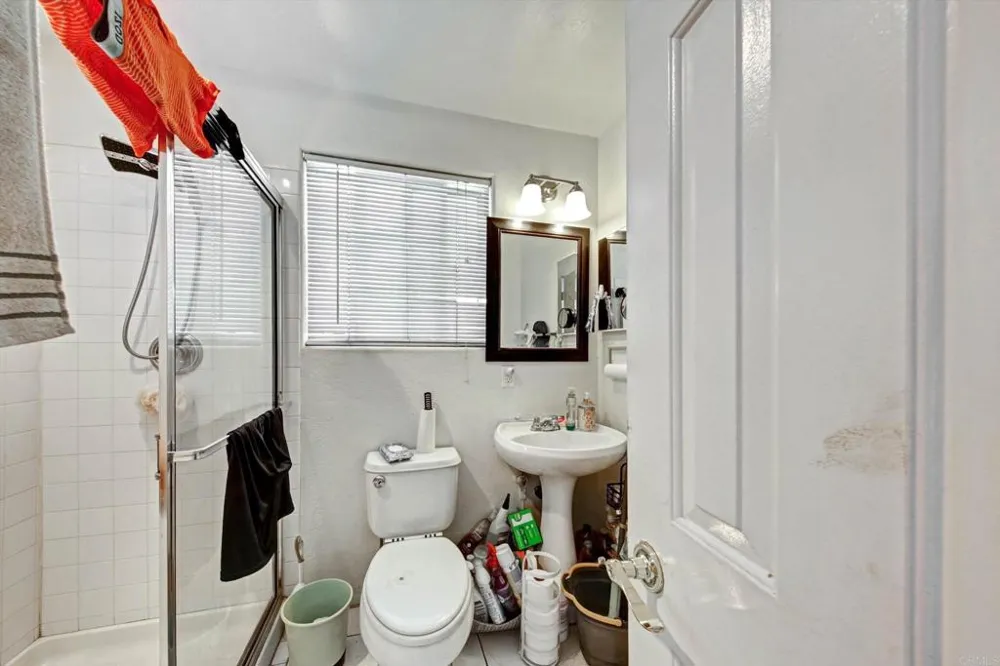 2815 Prospect Street National City, CA 91950