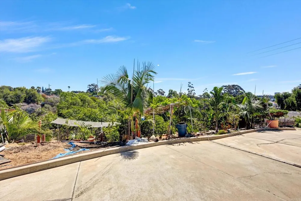 2815 Prospect Street National City, CA 91950