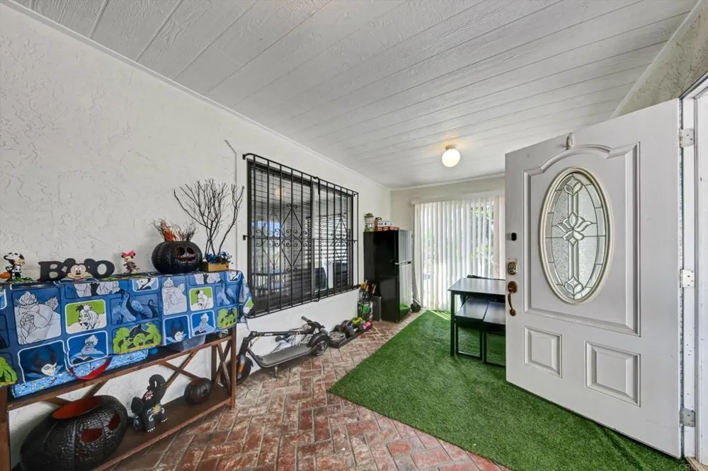 2815 Prospect Street National City, CA 91950
