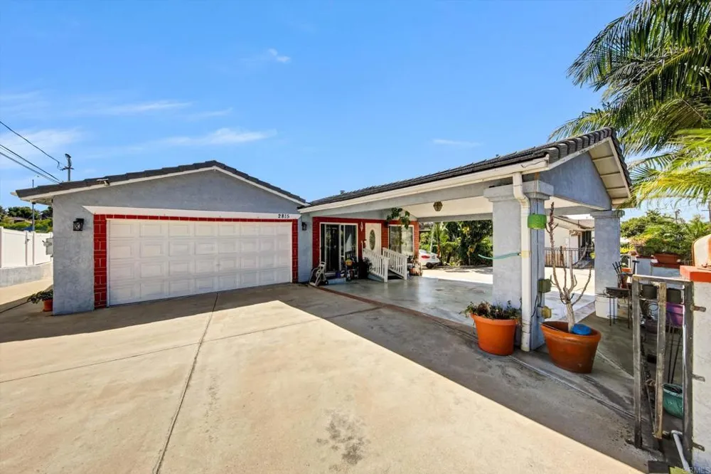 2815 Prospect Street National City, CA 91950