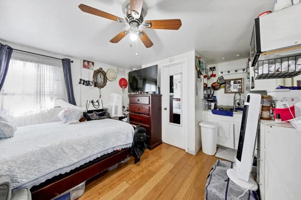 2815 Prospect Street National City, CA 91950