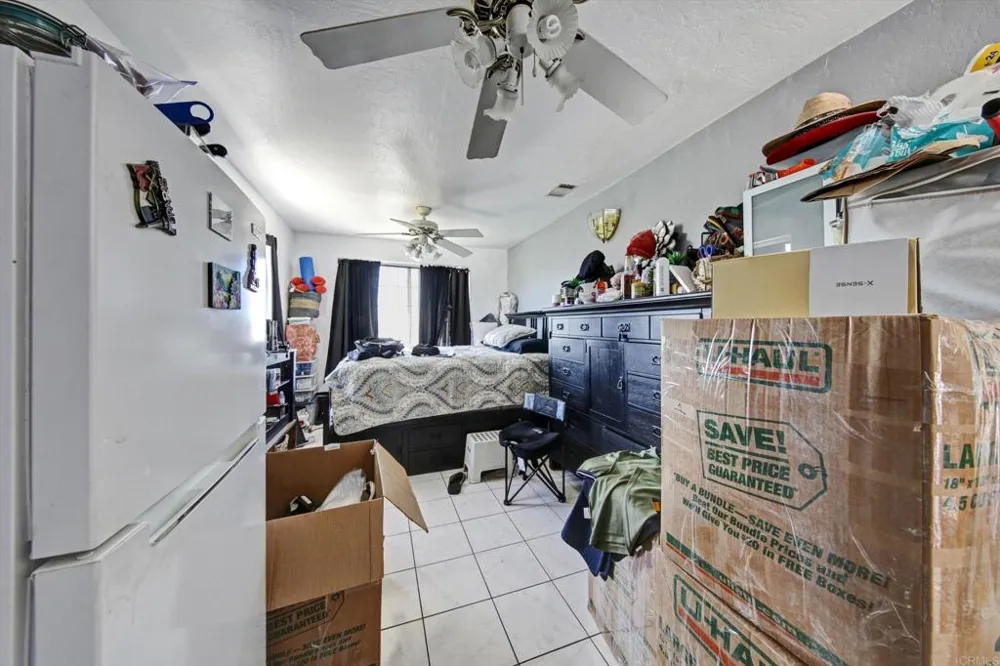 2815 Prospect Street National City, CA 91950