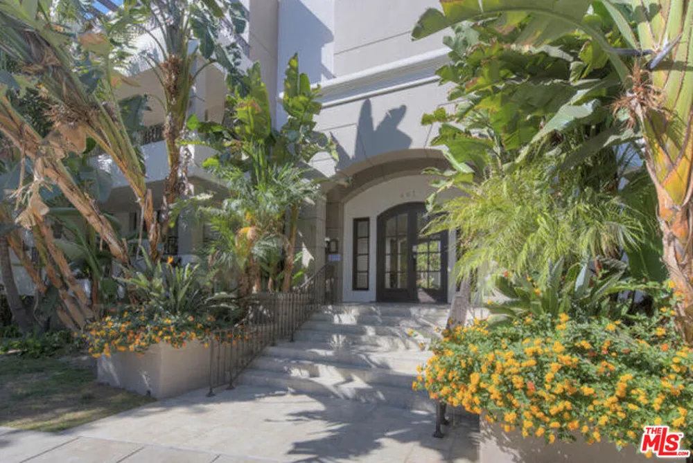 4637 Willis Avenue #108 Sherman Oaks, CA 91403