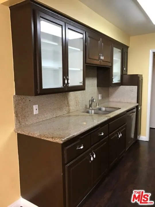 4637 Willis Avenue #108 Sherman Oaks, CA 91403