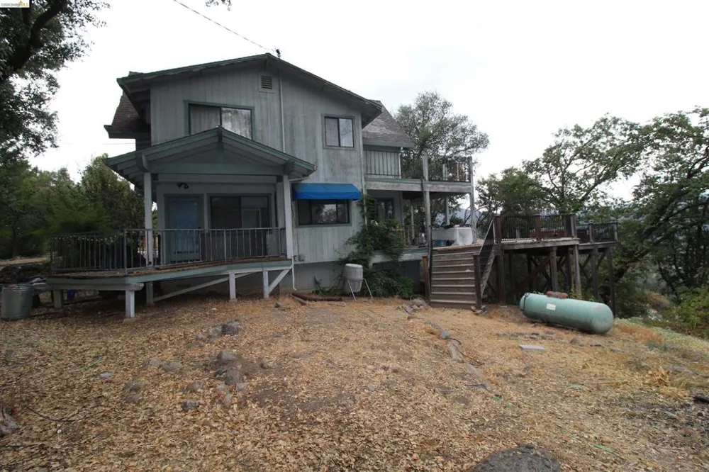 17820 Monte Grande Soulsbyville, CA 95372