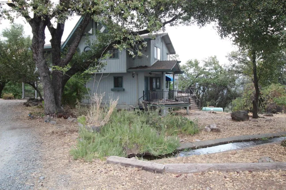 17820 Monte Grande Soulsbyville, CA 95372