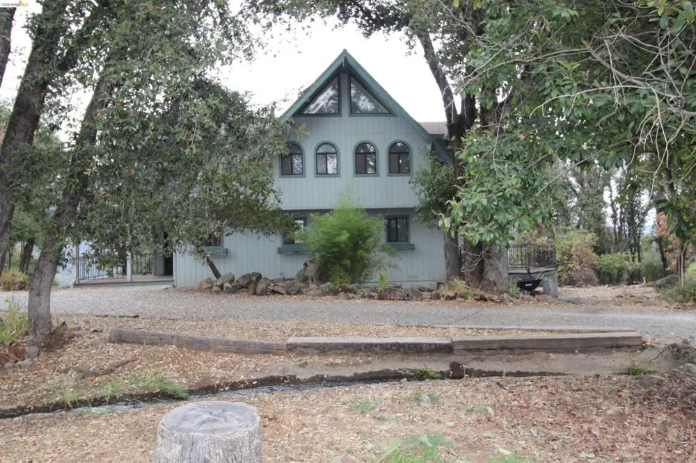 17820 Monte Grande Soulsbyville, CA 95372