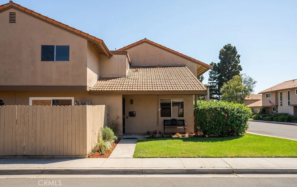 10525 Royal Oak Stanton, CA 90680
