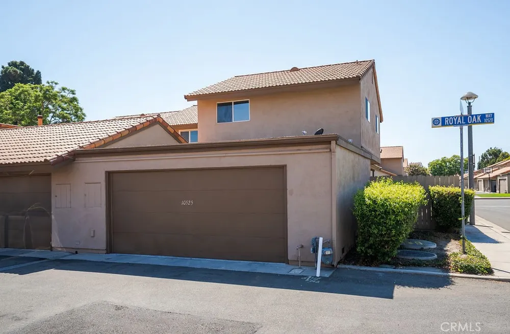10525 Royal Oak Stanton, CA 90680