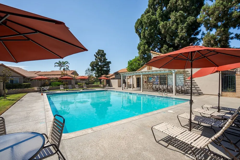 10525 Royal Oak Stanton, CA 90680