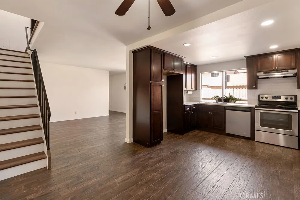 10525 Royal Oak Stanton, CA 90680