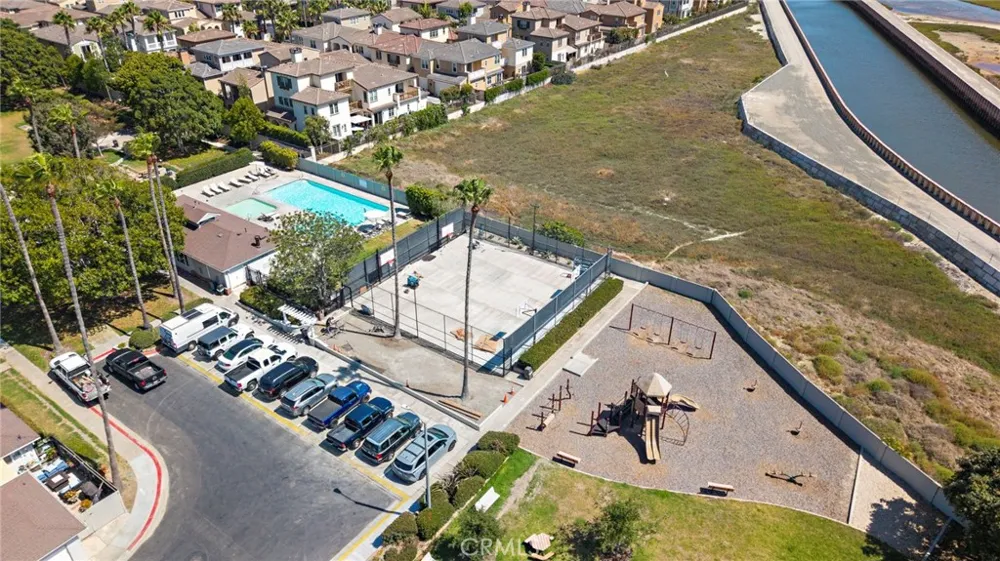 8215 Deerfield Drive Huntington Beach, CA 92646