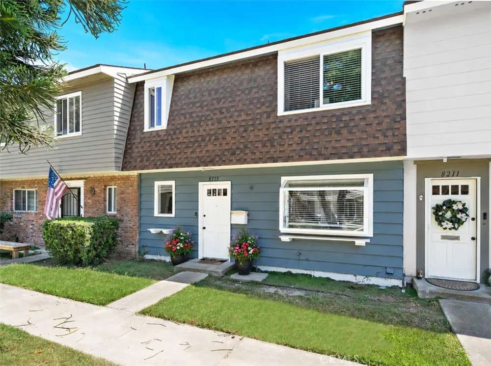8215 Deerfield Drive Huntington Beach, CA 92646