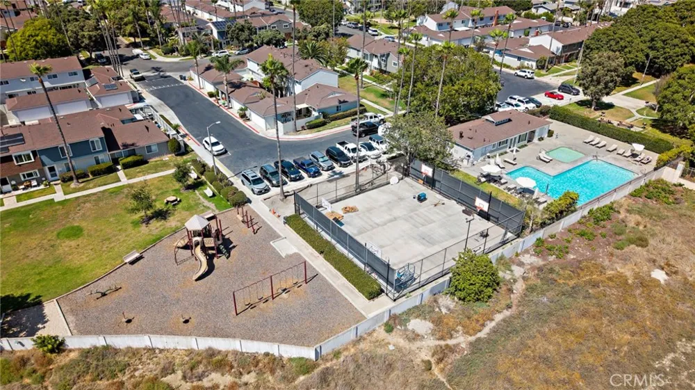 8215 Deerfield Drive Huntington Beach, CA 92646