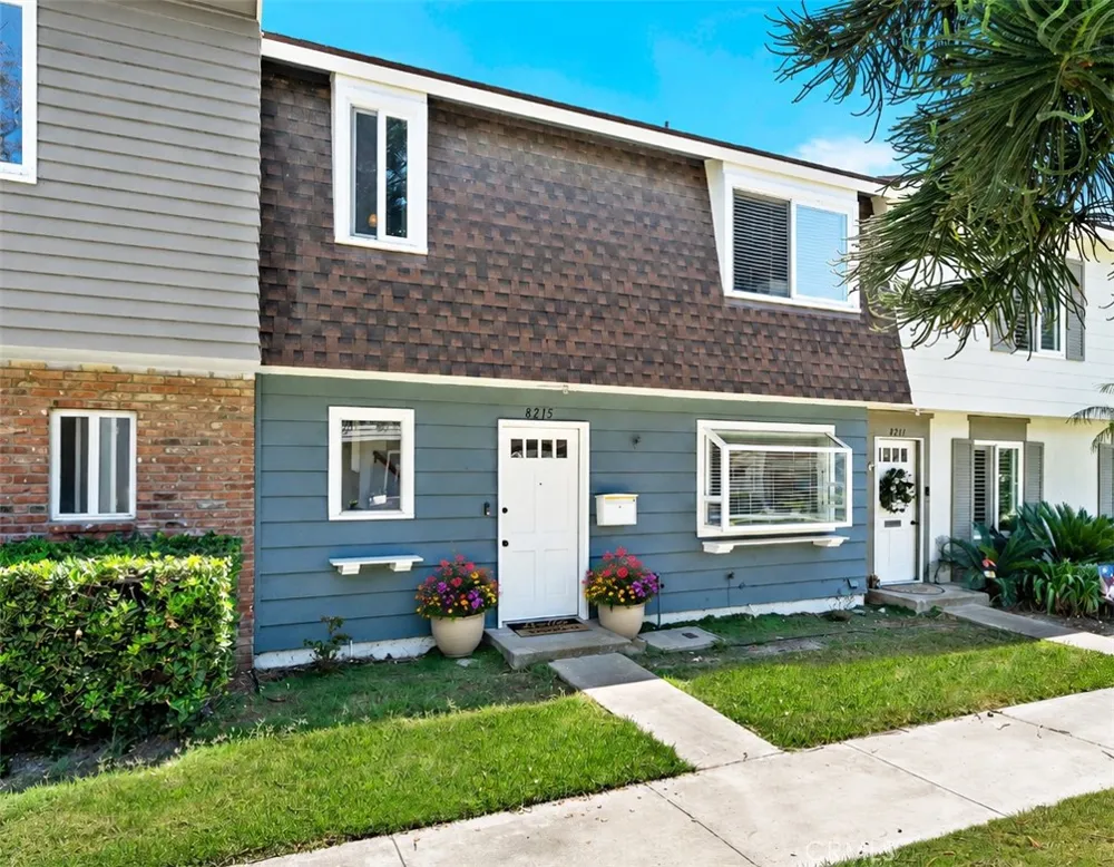 8215 Deerfield Drive Huntington Beach, CA 92646