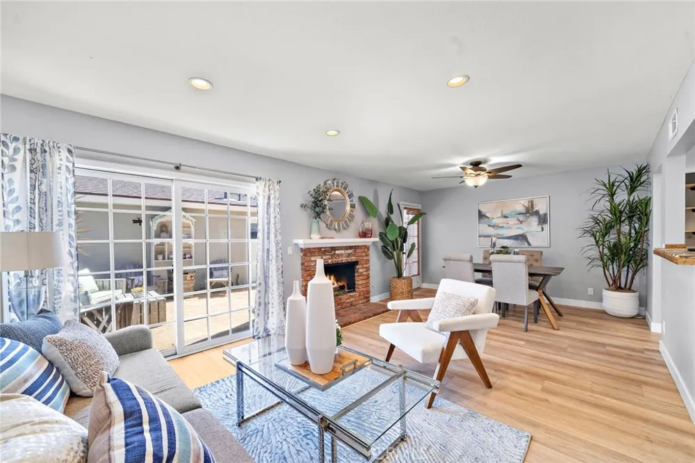 8215 Deerfield Drive Huntington Beach, CA 92646