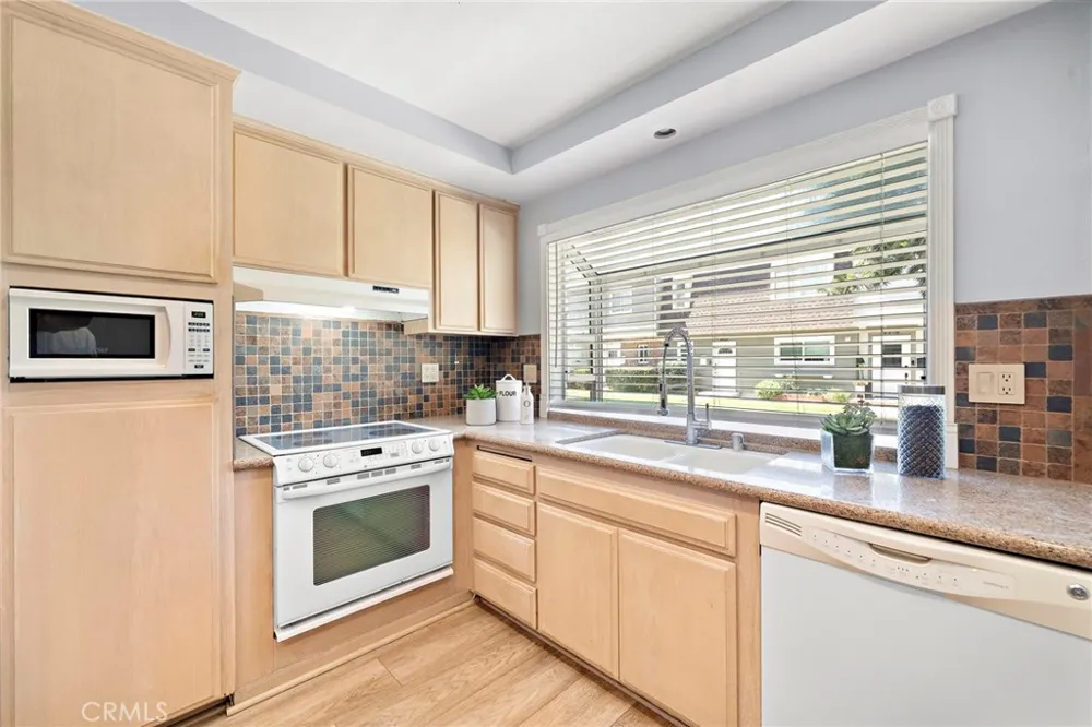 8215 Deerfield Drive Huntington Beach, CA 92646