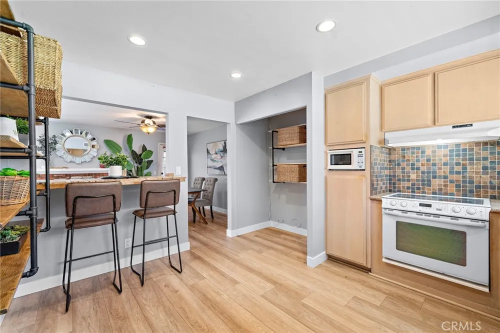 8215 Deerfield Drive Huntington Beach, CA 92646