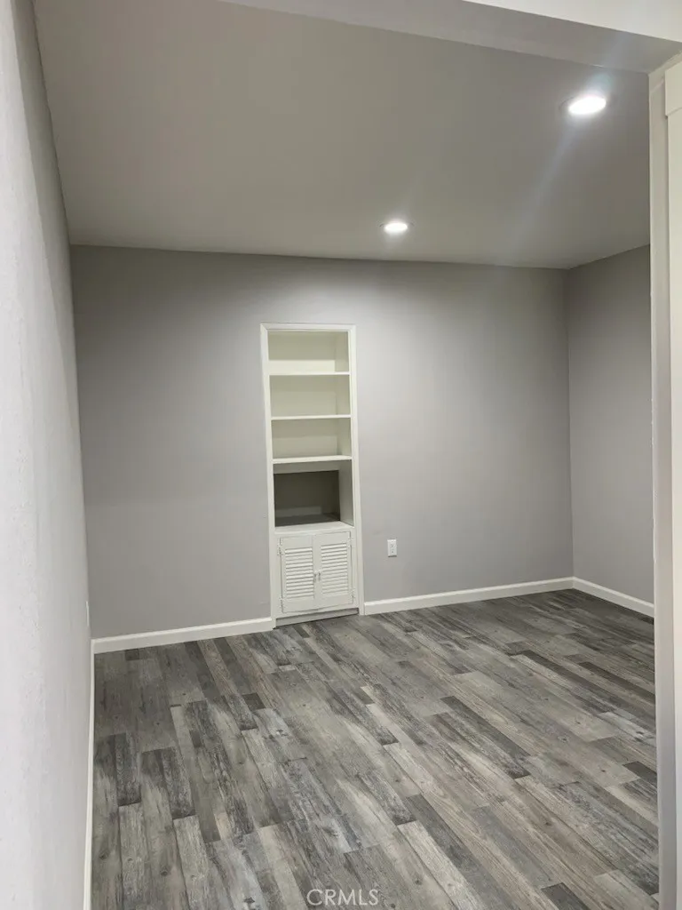 2010 TAMY #1/2 Santa Ana, CA 92706
