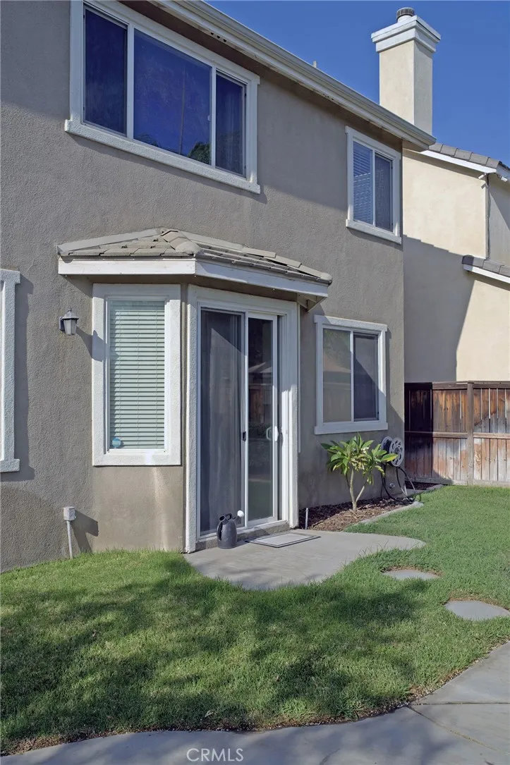 1205 Strand Perris, CA 92571