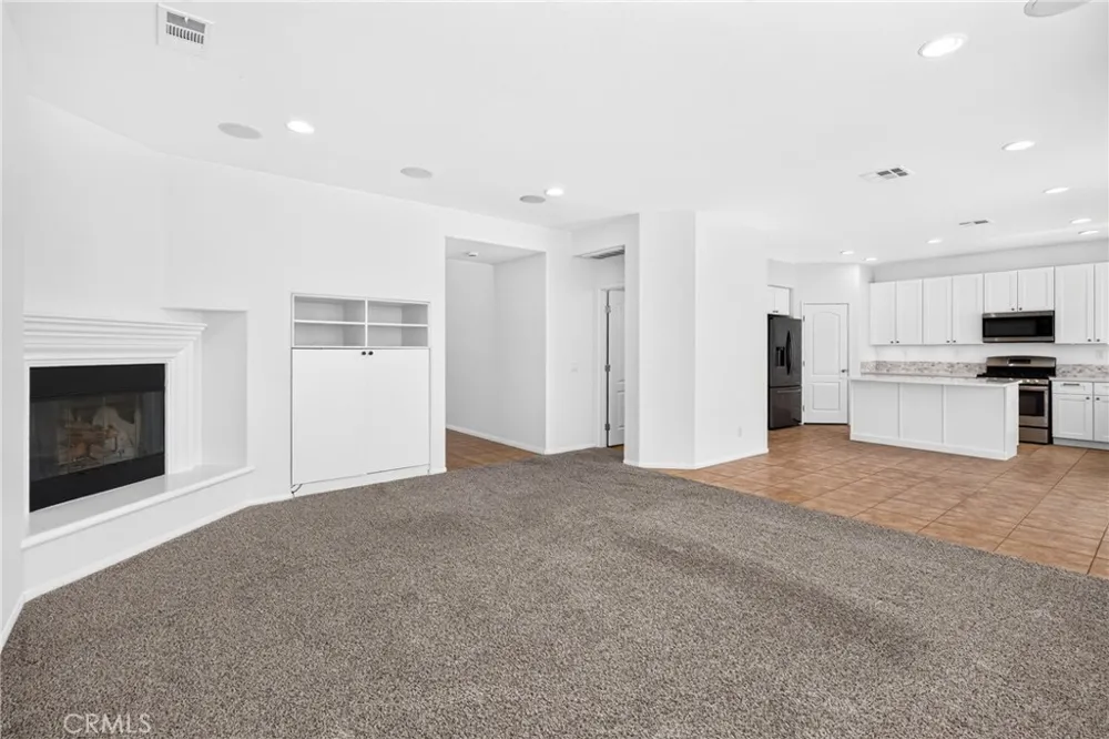 1205 Strand Perris, CA 92571
