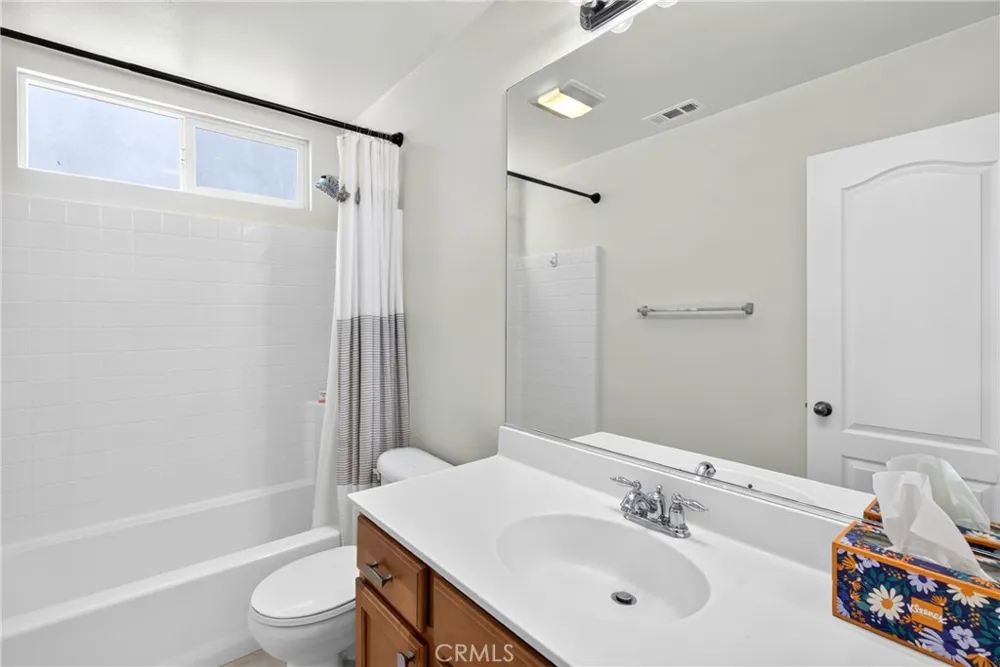 1205 Strand Perris, CA 92571