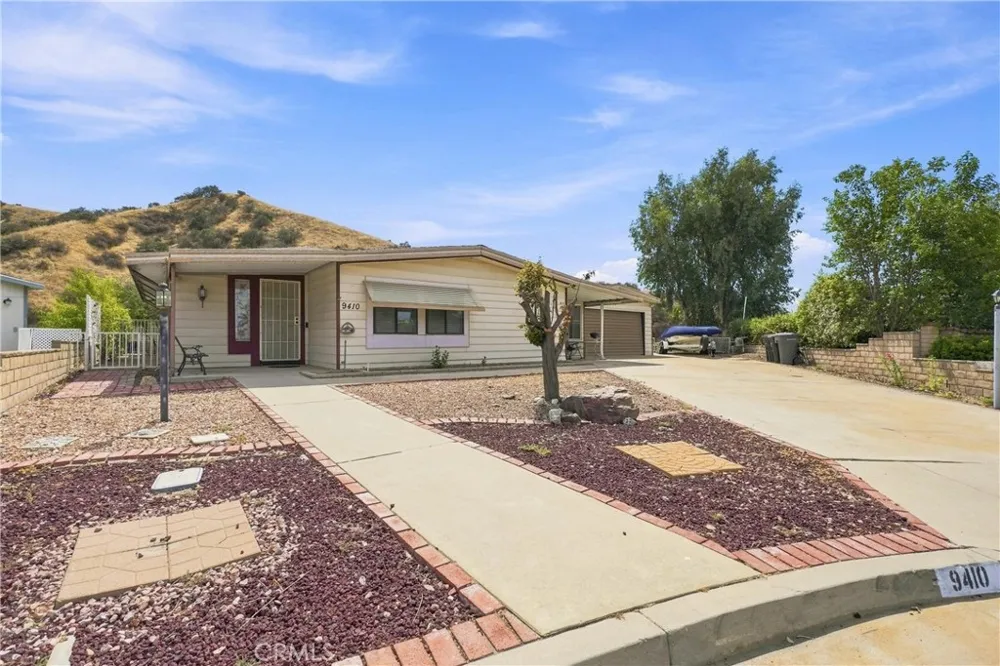 9410 Dale Mesa Calimesa, CA 92320