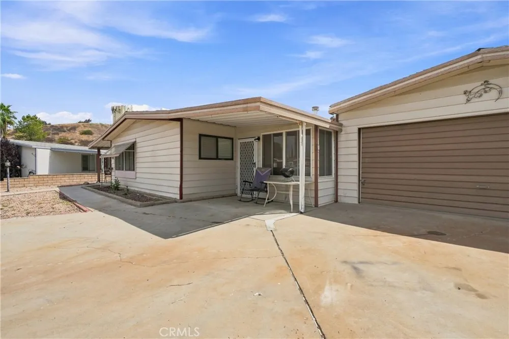 9410 Dale Mesa Calimesa, CA 92320