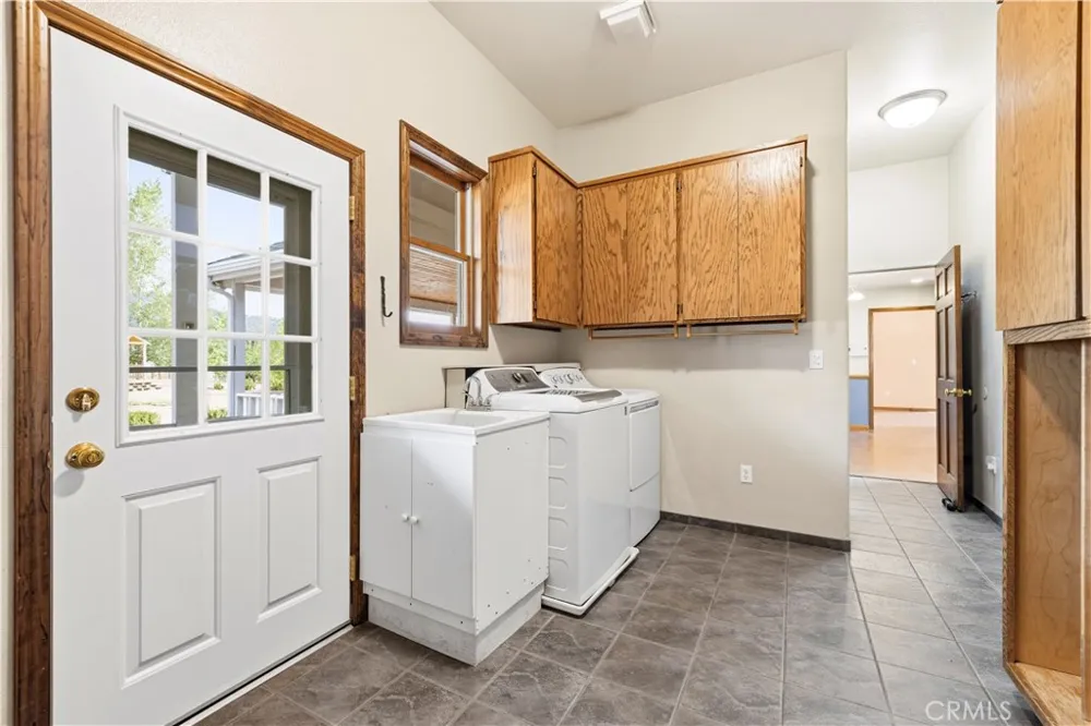 1014 Dusty Road Frazier Park, CA 93225